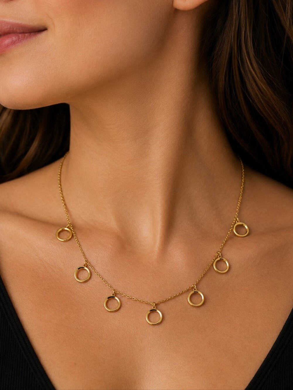 3/$30 Goldtone Circle Pendants Chain Necklace
